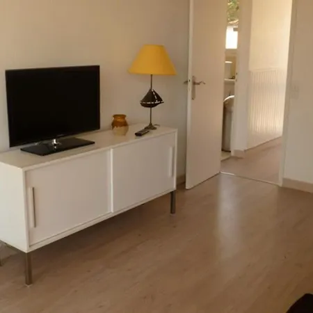 Avec Jardin, Proche Plages, 3 Chambres, Veranda, Parking, Wifi Optionnel, - Fr-1-308-27 *